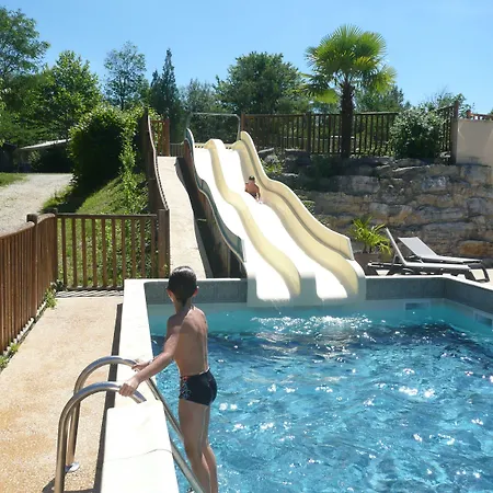 Camping Les Charmes