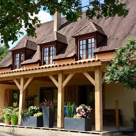 אתר קמפינג Les Charmes 3*