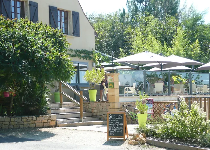 Camping Les Charmes 3*